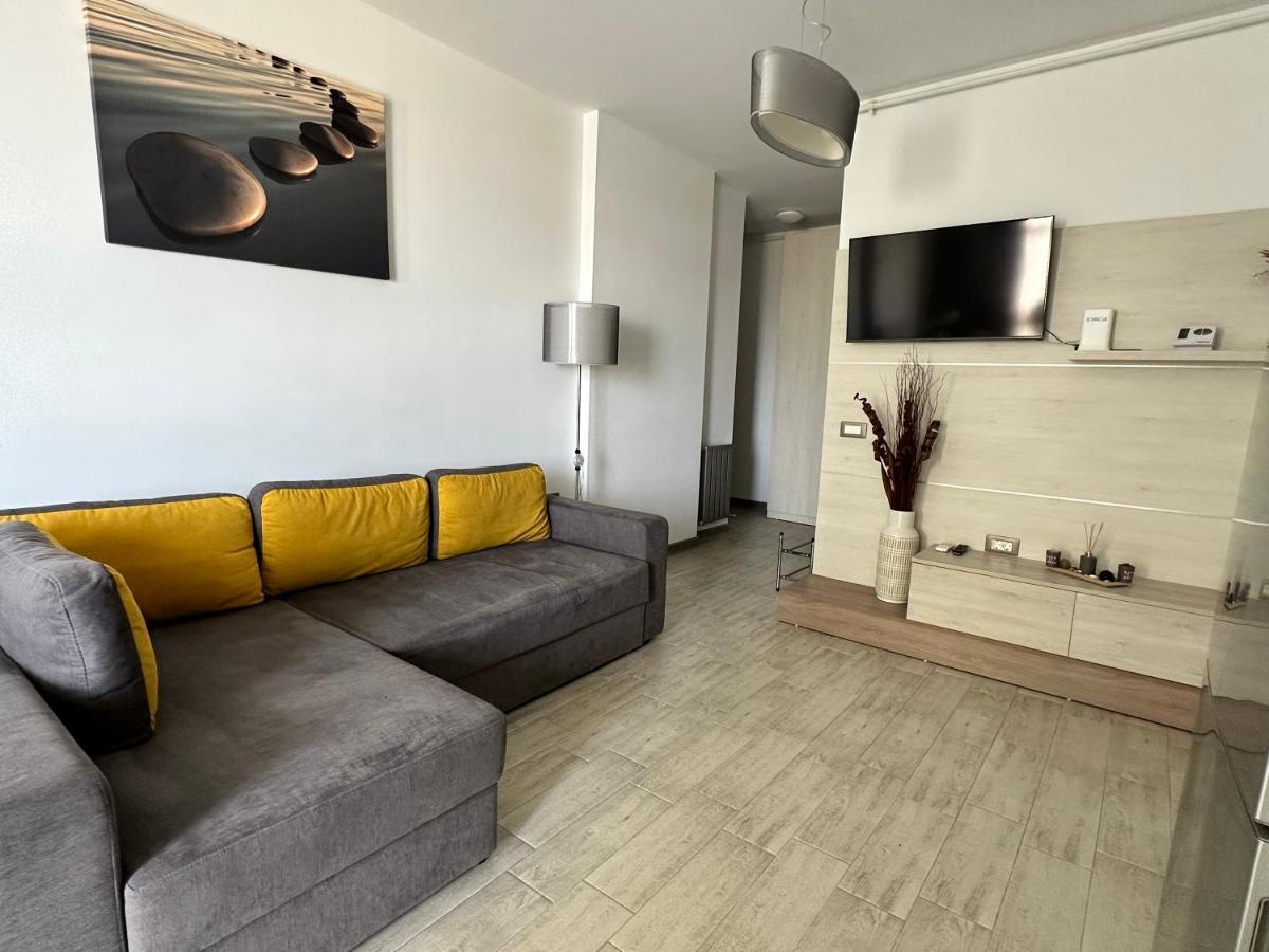 Alfie Mamaia Nord Apartment Năvodari Екстериор снимка